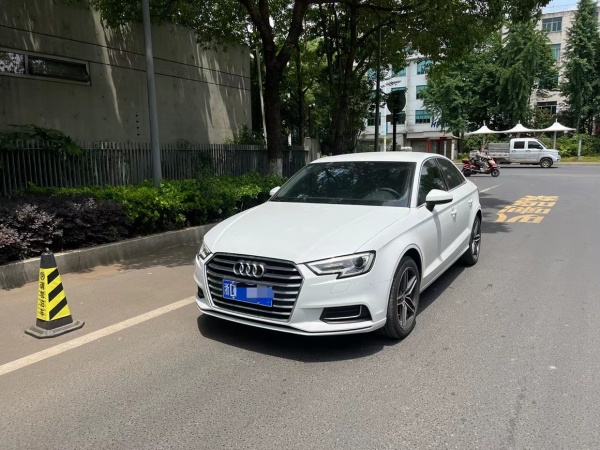 奥迪 奥迪A3  2020款 Limousine 35 TFSI 进取型