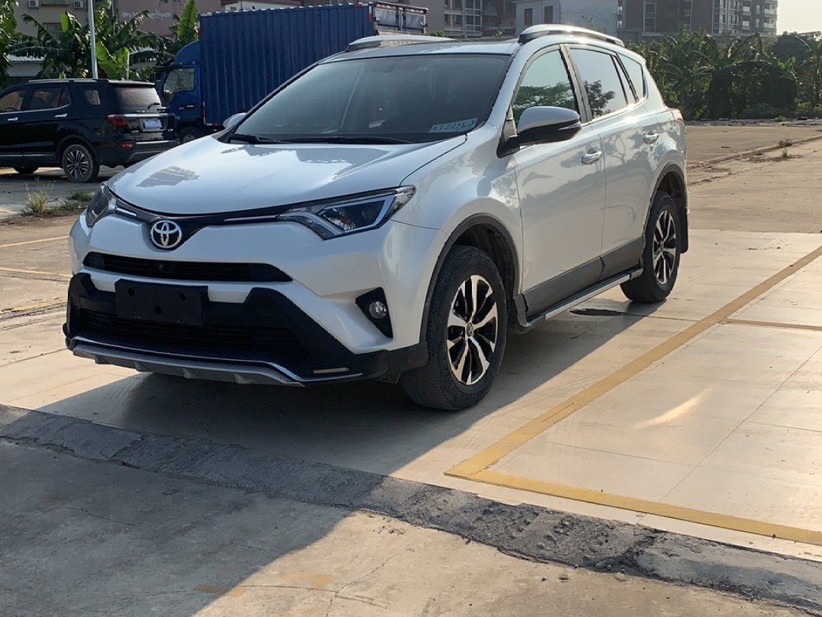 丰田RAV4荣放2.0图片