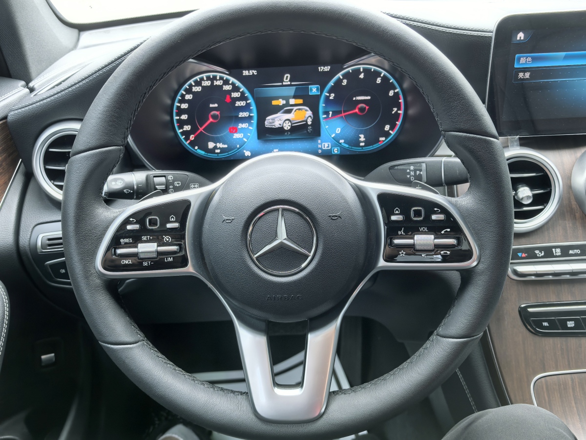 2021年1月奔馳 奔馳GLC  2021款 GLC 300 L 4MATIC 動(dòng)感型