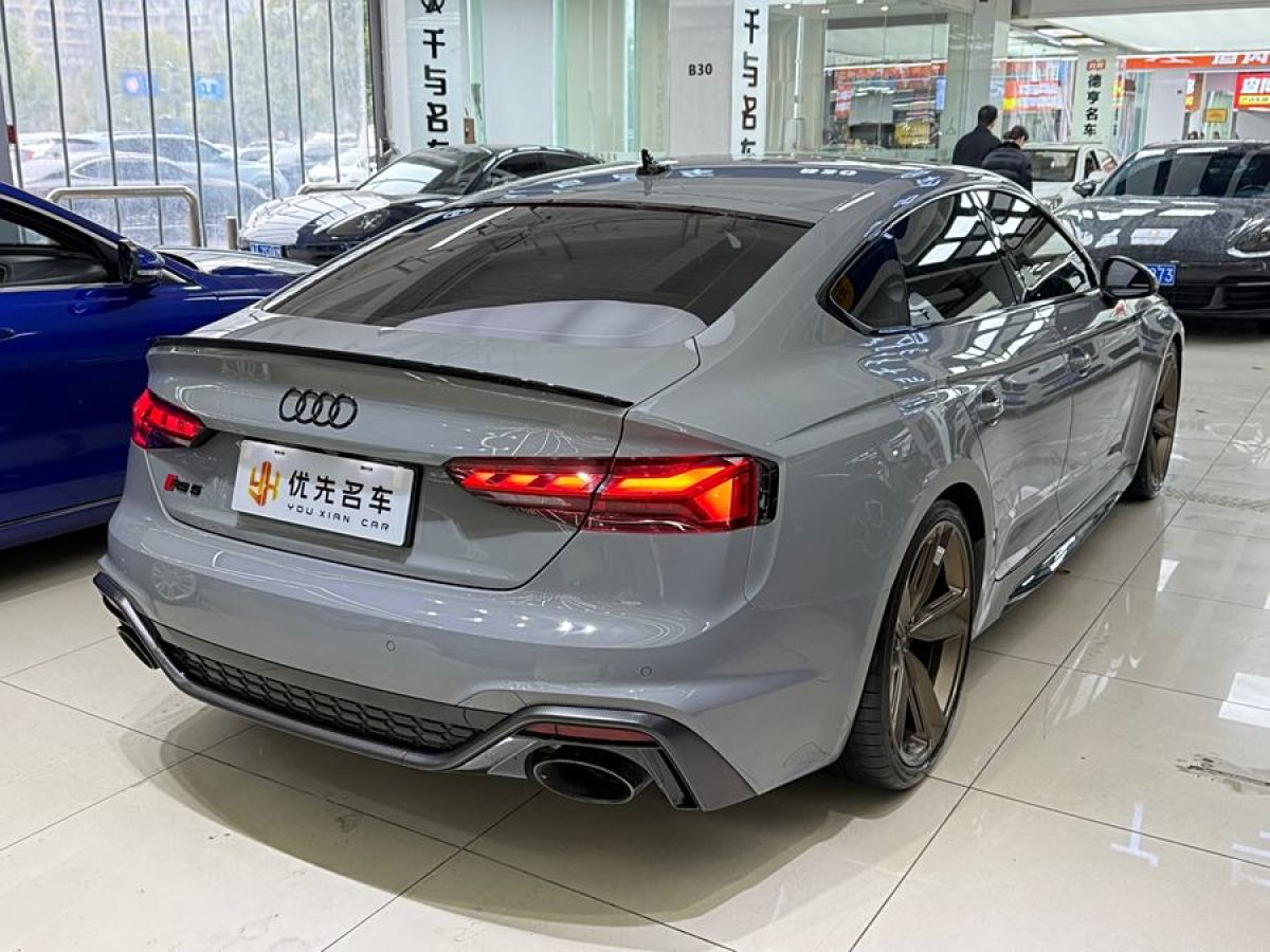 奧迪 奧迪RS 5  2021款 RS5 Sportback 暗金版圖片