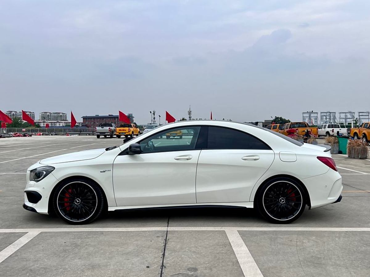 奔馳 奔馳CLA級(jí)AMG  2015款 AMG CLA 45 4MATIC圖片