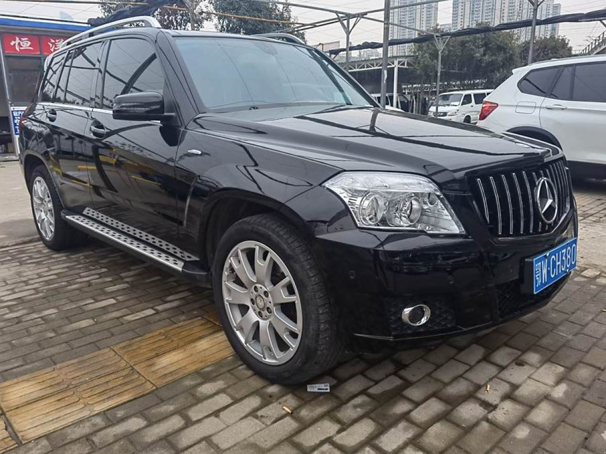 奔馳 奔馳GLK級(jí)  2013款 GLK 300 4MATIC 動(dòng)感天窗型圖片