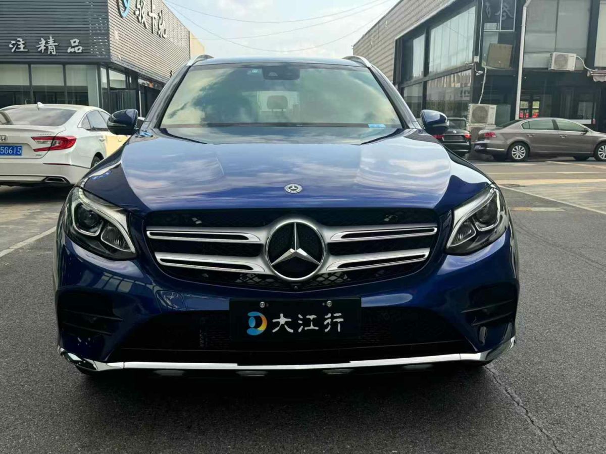 2018年7月奔馳 奔馳GLC  2018款 GLC 300 4MATIC 豪華型