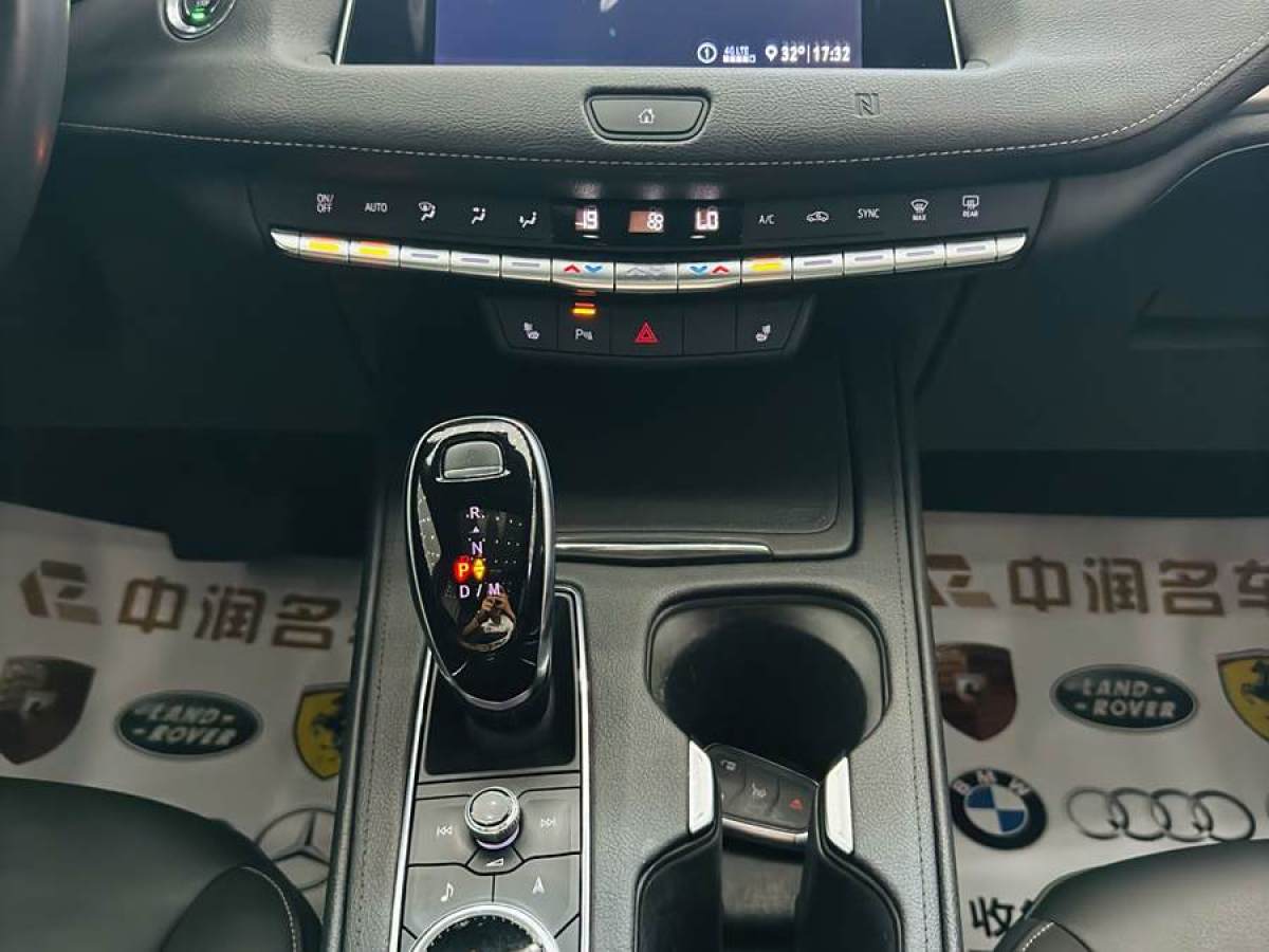 凱迪拉克 XT4  2020款 改款 28T 兩驅(qū)領(lǐng)先型圖片