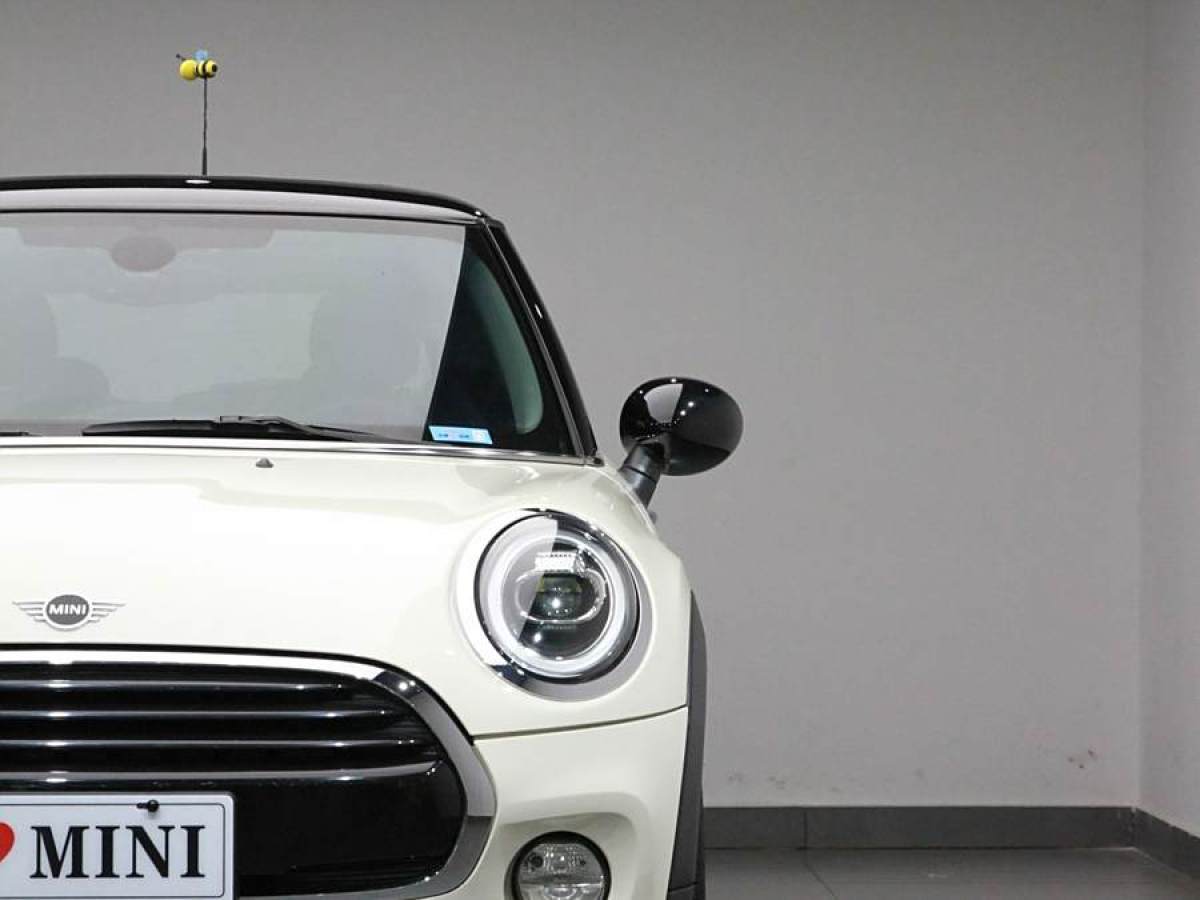 2019年11月MINI COUNTRYMAN  2018款 1.5T COOPER 經(jīng)典派