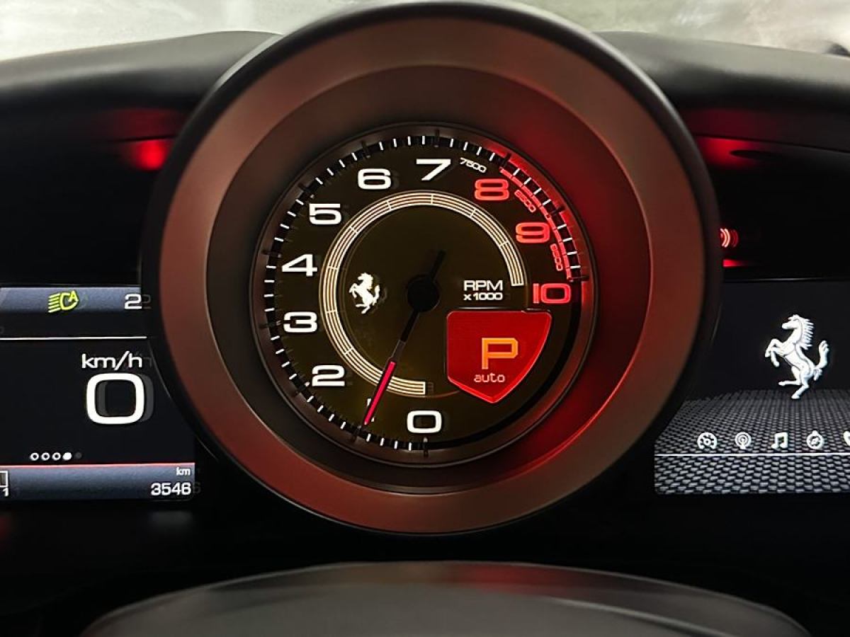 法拉利 F8 Tributo  2019款  3.9T V8圖片