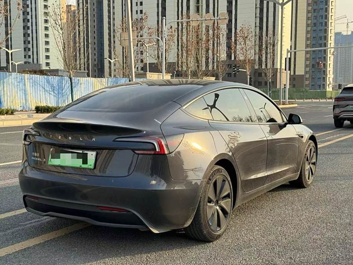 特斯拉 Model Y  2023款 后輪驅(qū)動版圖片