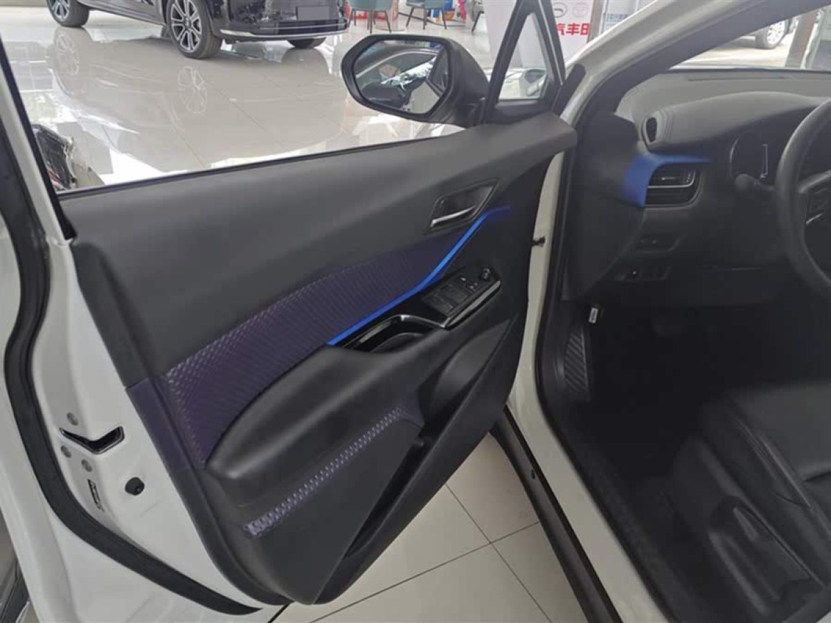 豐田 奕澤IZOA  2020款 2.0L 奕享版圖片