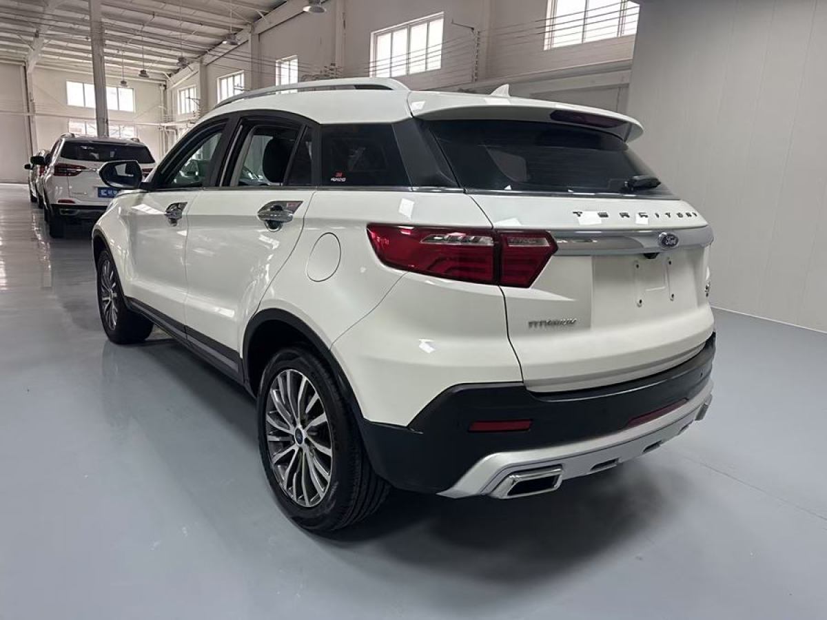 福特 領(lǐng)界  2019款 EcoBoost 145 CVT 48V尊領(lǐng)型 國(guó)VI圖片