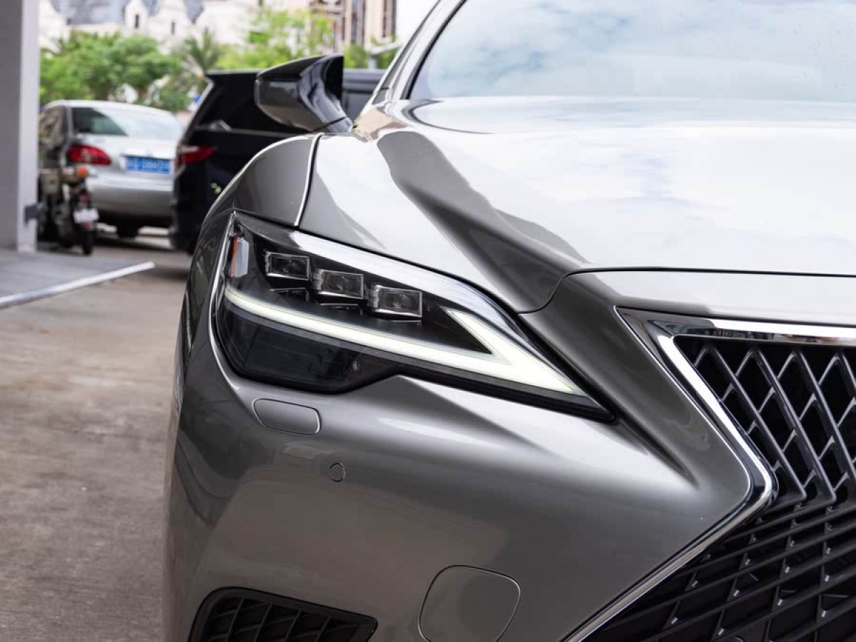 雷克薩斯 LS  2021款 500h 卓越版圖片