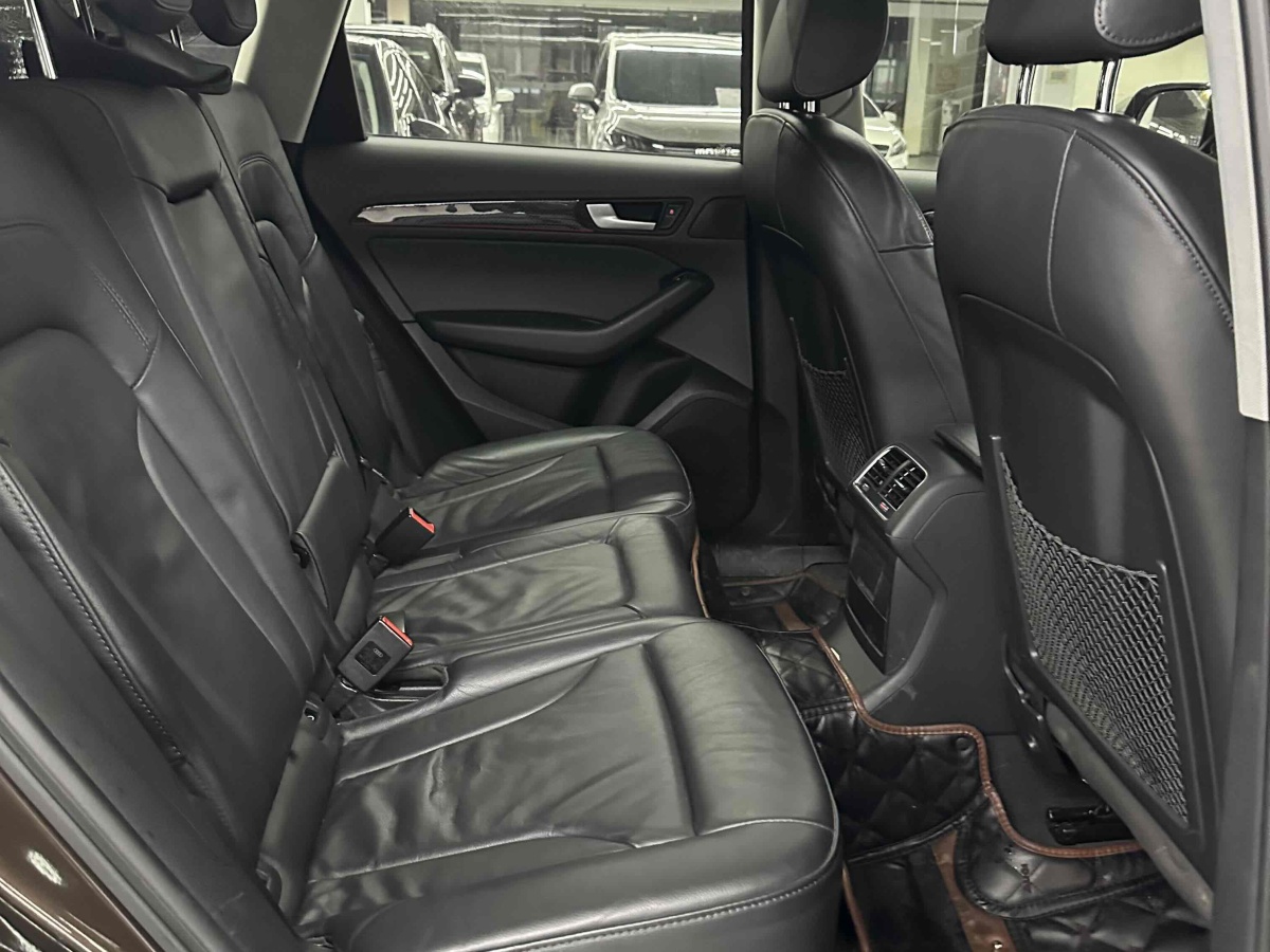 奧迪 奧迪Q5  2015款 40 TFSI 技術(shù)型圖片