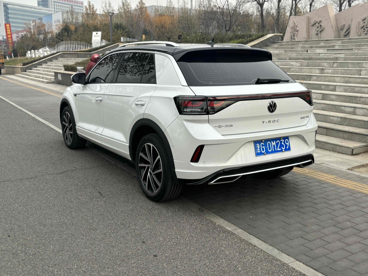 大眾 T-ROC探歌  2023款 300TSI DSG兩驅(qū)星光版圖片