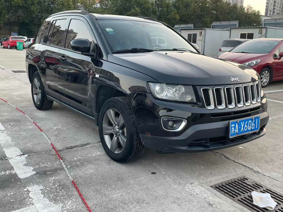 2015年1月Jeep 指南者  2015款 2.0L 兩驅(qū)豪華版