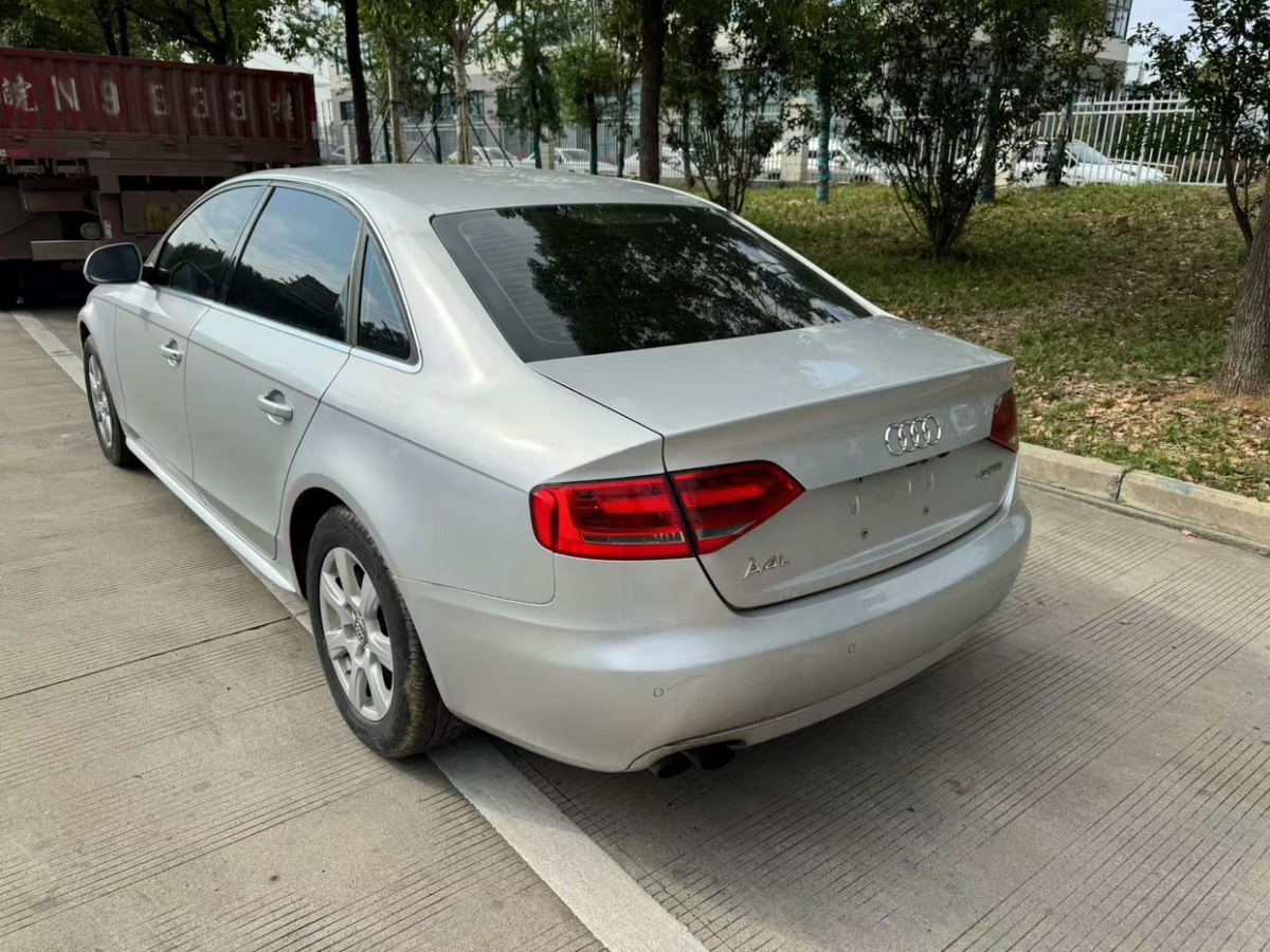 奧迪 奧迪A4L  2011款 1.8 TFSI 舒適型圖片