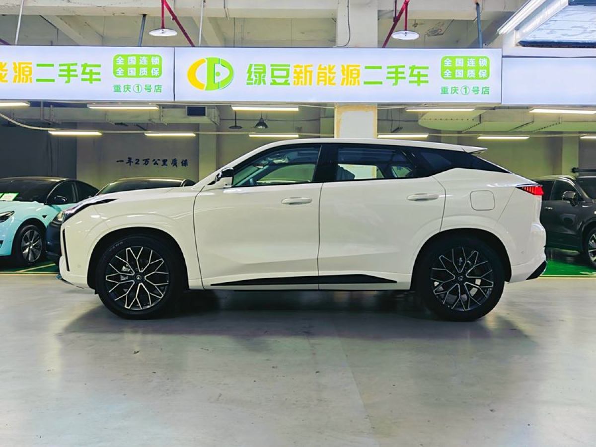 長(zhǎng)安 長(zhǎng)安UNI-Z新能源  2024款 藍(lán)鯨智電iDD 125km 卓越型圖片