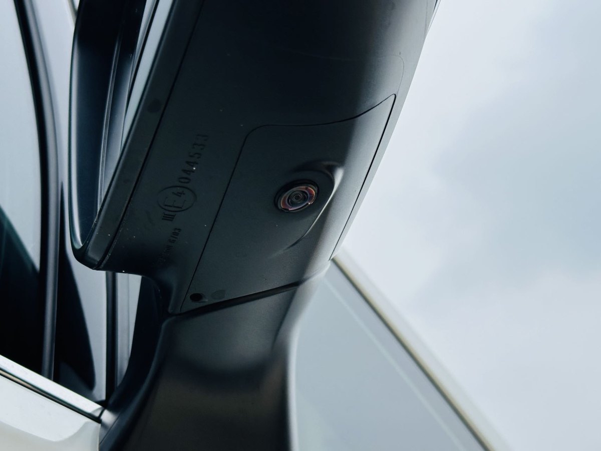丰田 埃尔法  2021款 双擎 2.5L 尊贵版图片