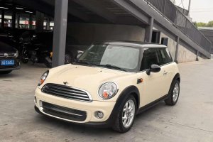 MINI MINI 1.6L COOPER Bayswater