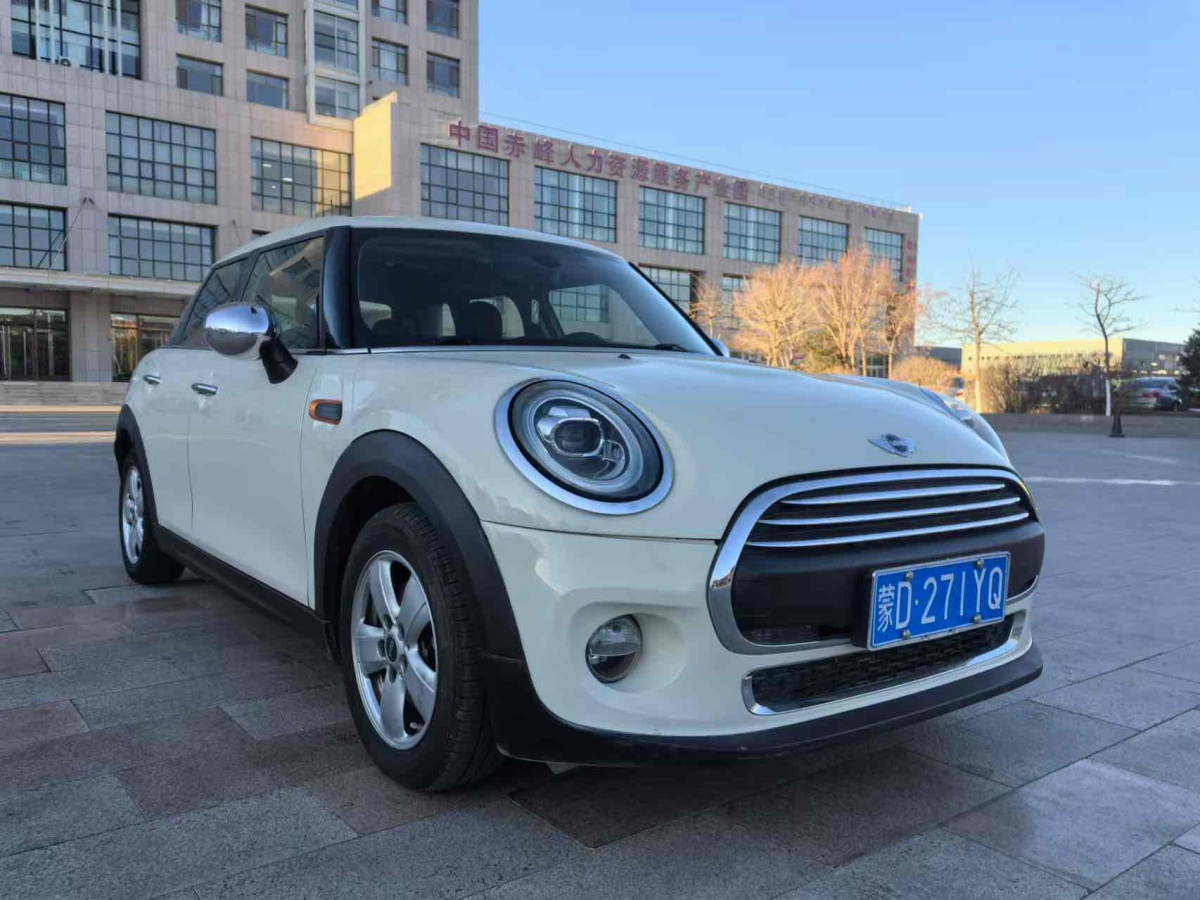 MINI MINI  2015款 1.2T ONE 五門版圖片