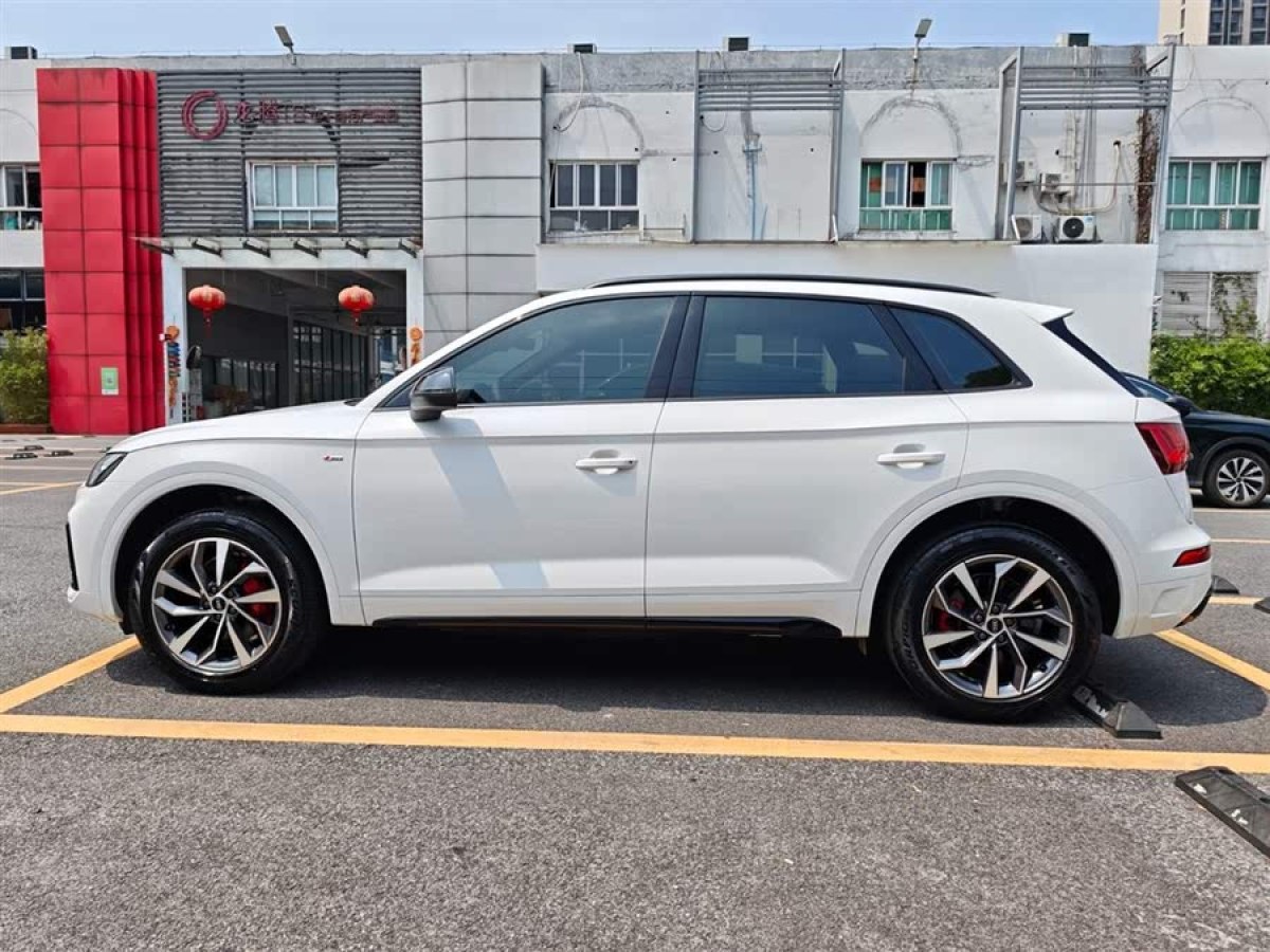 奧迪 奧迪Q5L  2024款 40 TFSI 豪華動(dòng)感型圖片