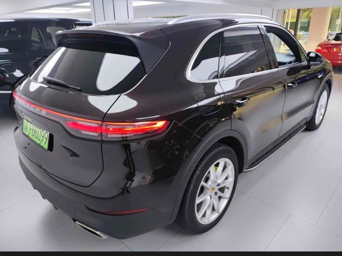 保時(shí)捷 Cayenne新能源  2021款 Cayenne E-Hybrid 2.0T圖片