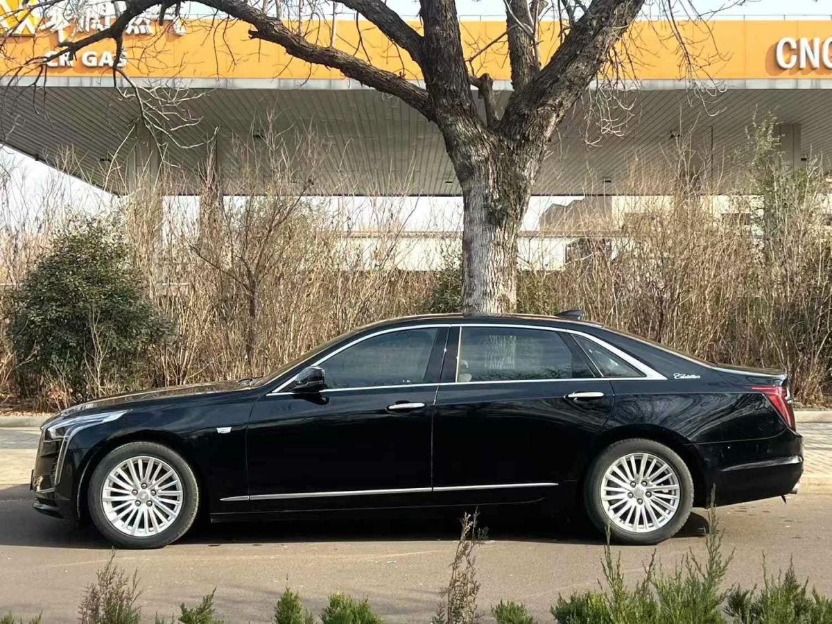 凱迪拉克 CT6  2019款 28T 領(lǐng)先運(yùn)動(dòng)型圖片