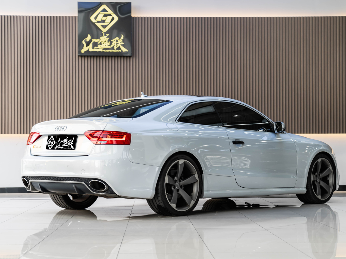 2014年5月奧迪 奧迪RS 5  2014款 RS 5 Coupe 特別版