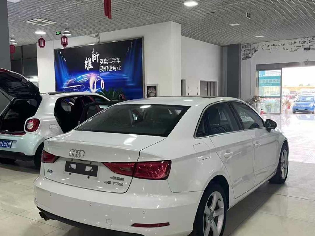 奧迪 奧迪A3  2015款 A3 1.4TFSI 35TFSI 百萬紀(jì)念智領(lǐng)型圖片