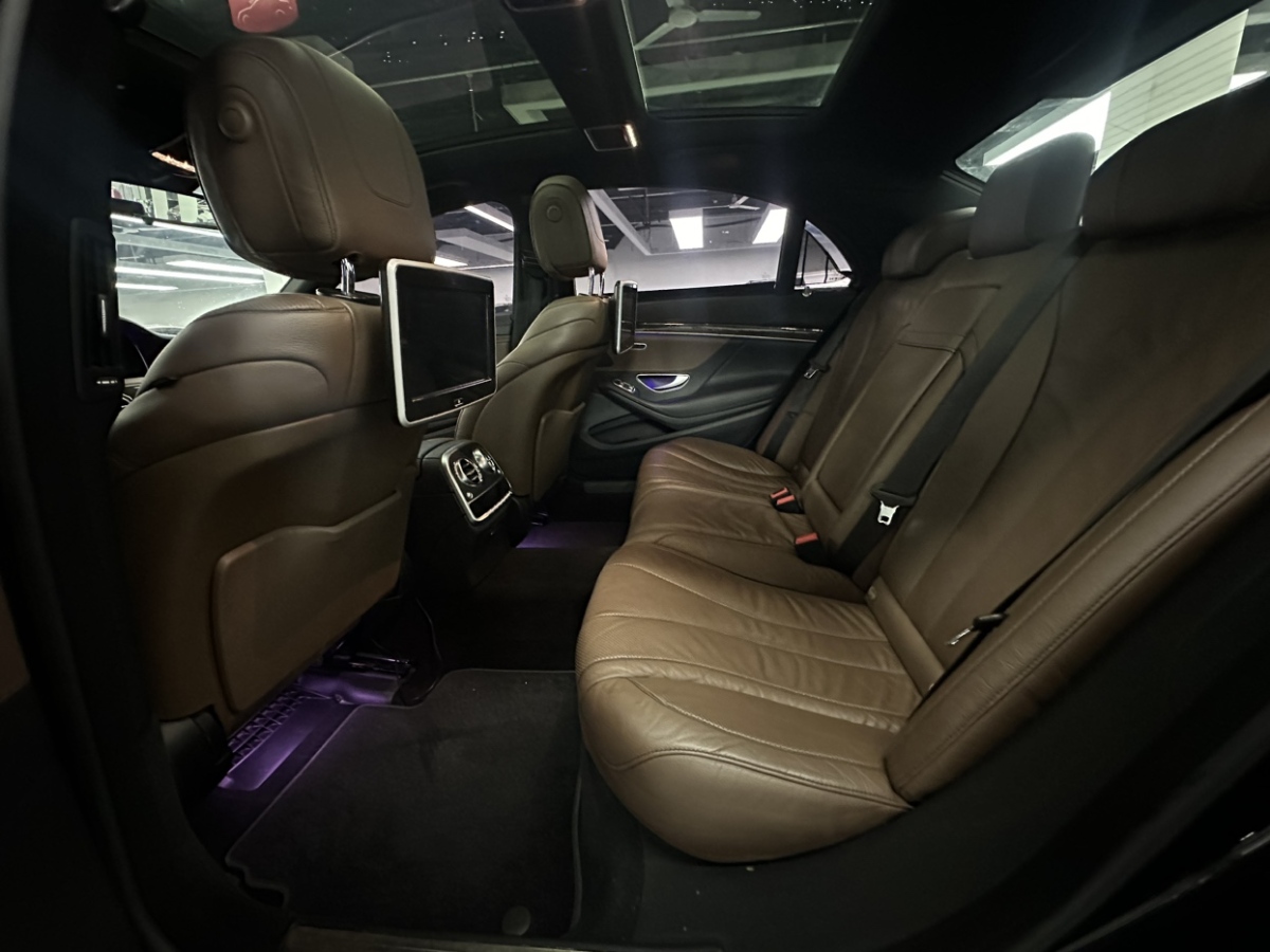 2015年3月奔驰 奔驰S级  2014款 S 320 L 商务型