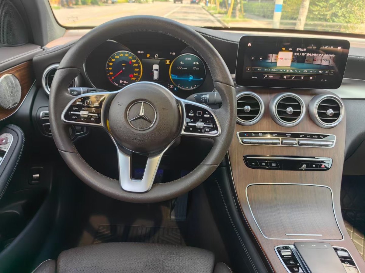 2021年12月奔馳 奔馳GLC  2021款 GLC 300 L 4MATIC 豪華型