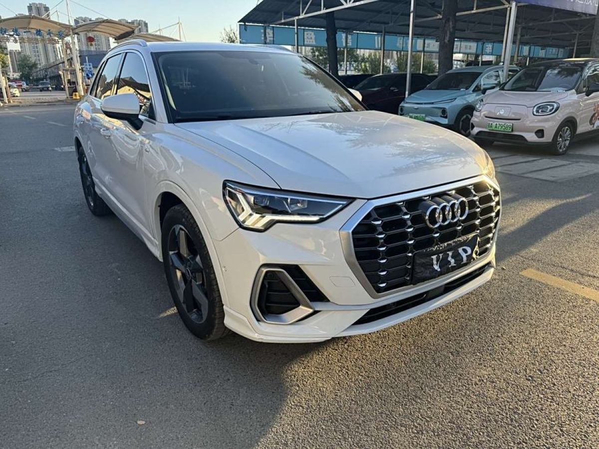 奧迪 奧迪Q3  2021款 35 TFSI 進取致雅型圖片