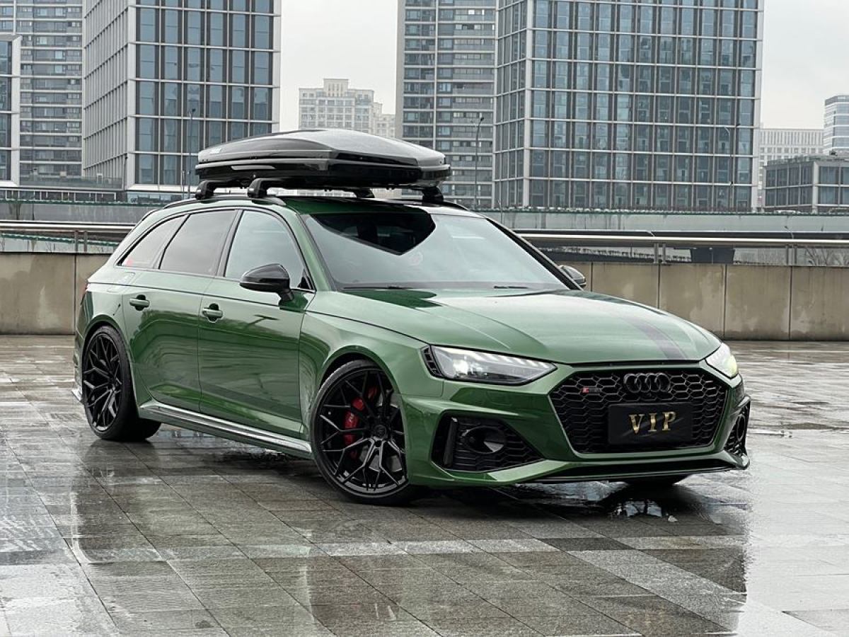 奧迪 奧迪RS 4  2023款 RS4 Avant 暗金版圖片