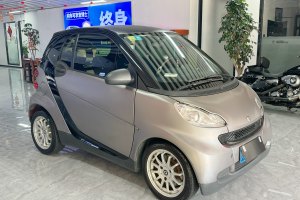 fortwo smart 1.0 MHD 硬顶标准版