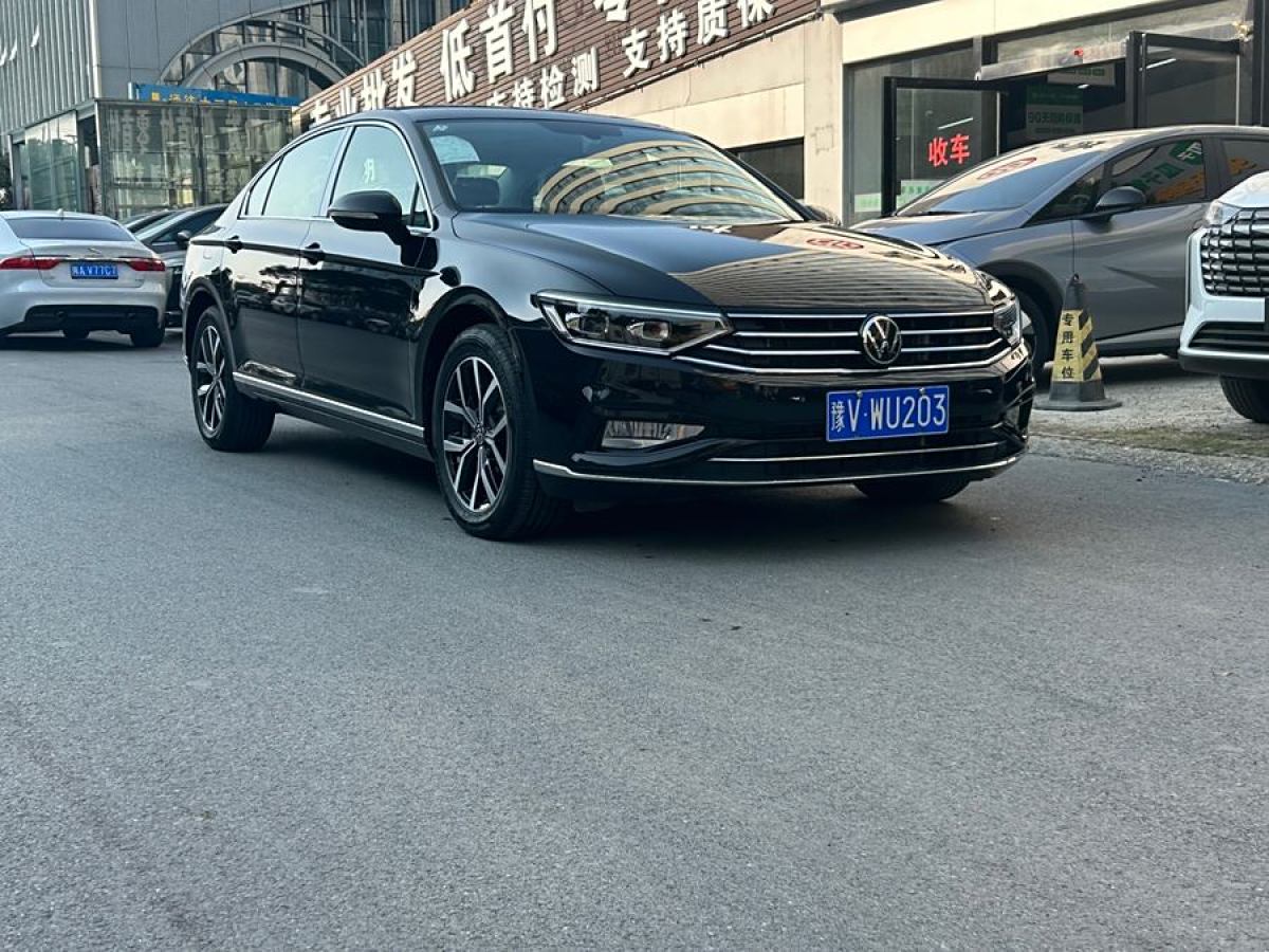 大眾 邁騰  2020款 330TSI DSG 領(lǐng)先型圖片