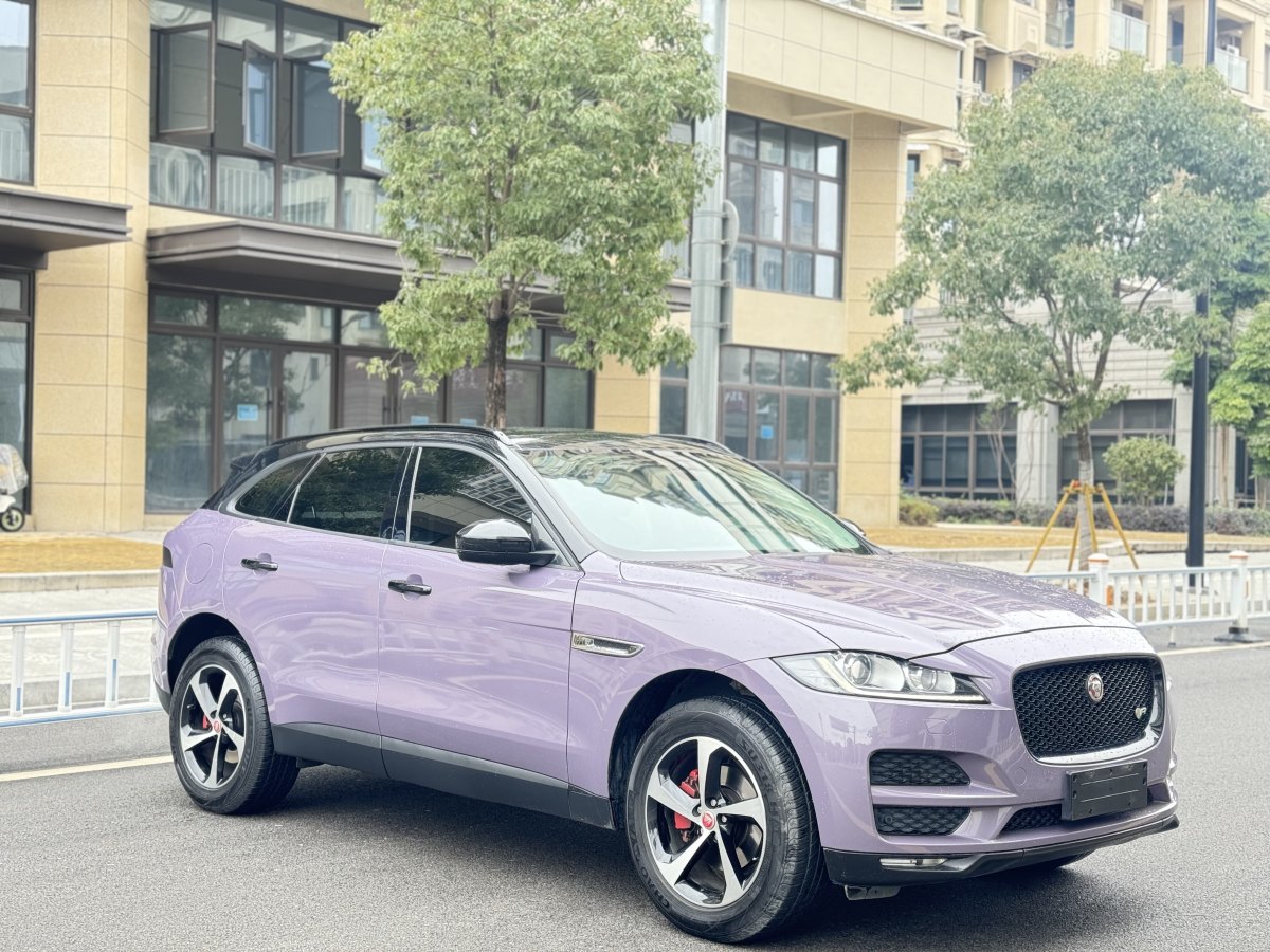 2017年1月捷豹 F-PACE  2016款 2.0T 兩驅(qū)都市尊享版