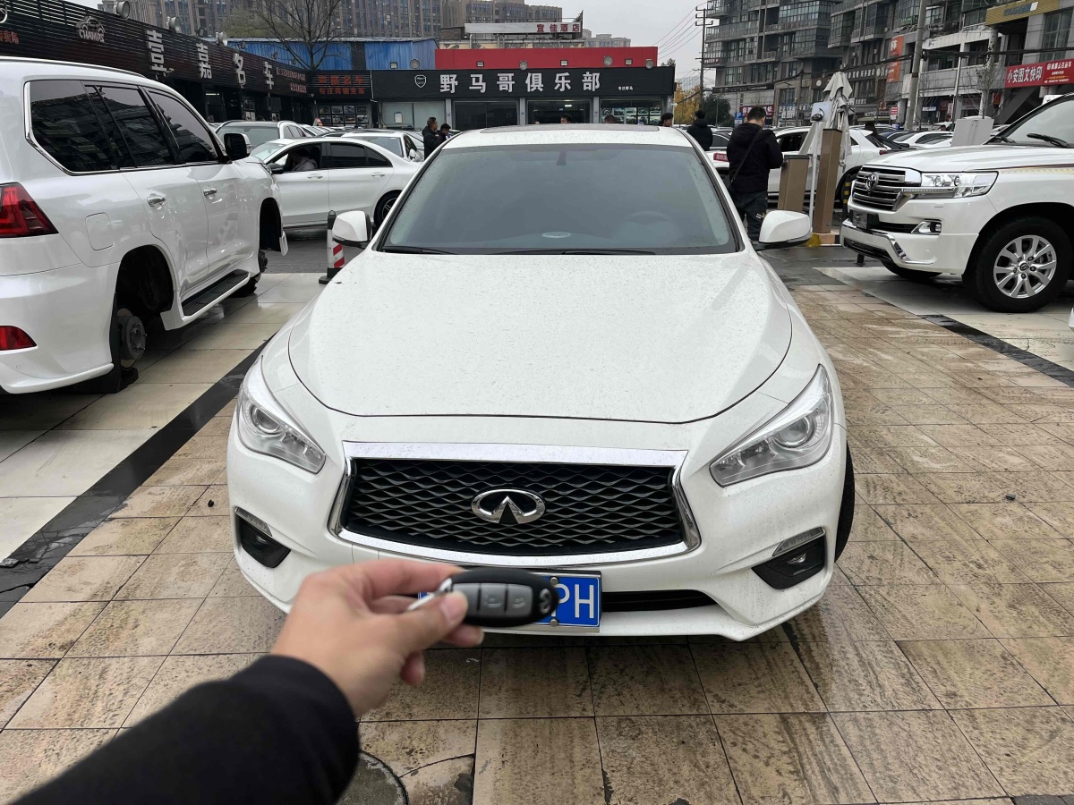 英菲尼迪 Q50L  2018款  2.0T 舒適版 國VI圖片