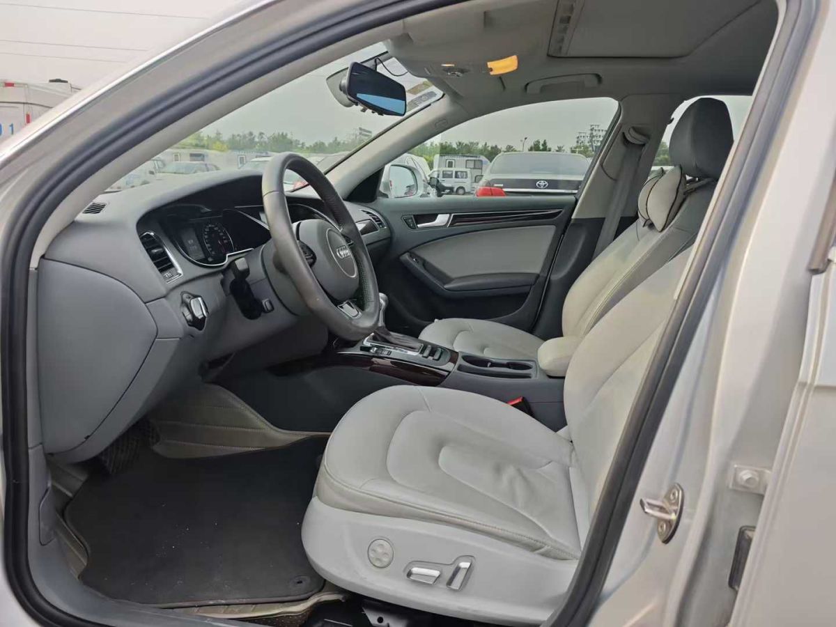 奧迪 奧迪A4L  2013款 A4L 30TFSI 舒適型圖片