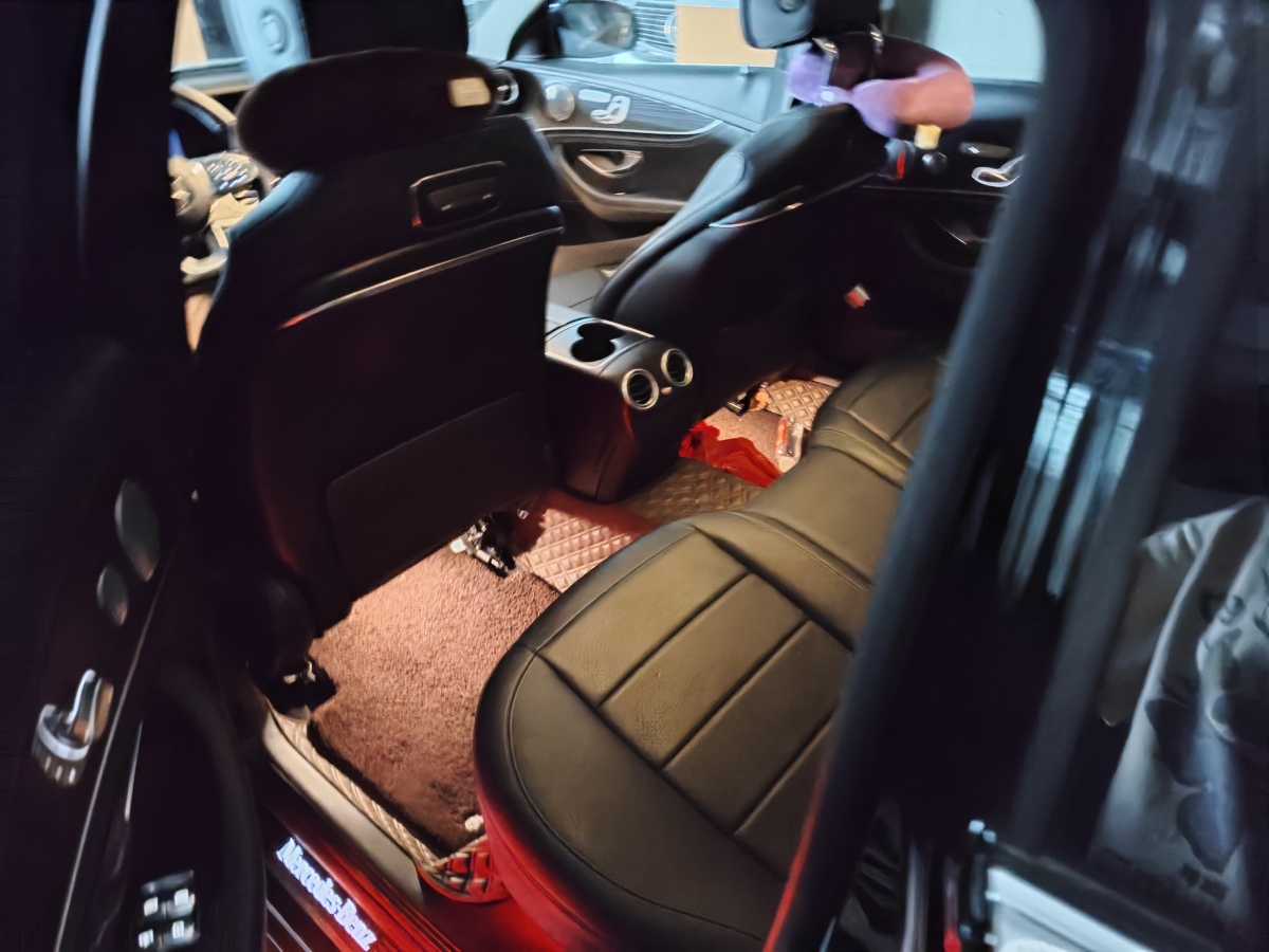 奔驰 奔驰E级  2020款 E 300 L 运动豪华型图片