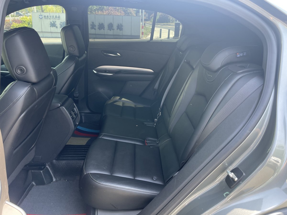 凱迪拉克 XT4  2024款 28T 兩驅(qū)豪華型圖片