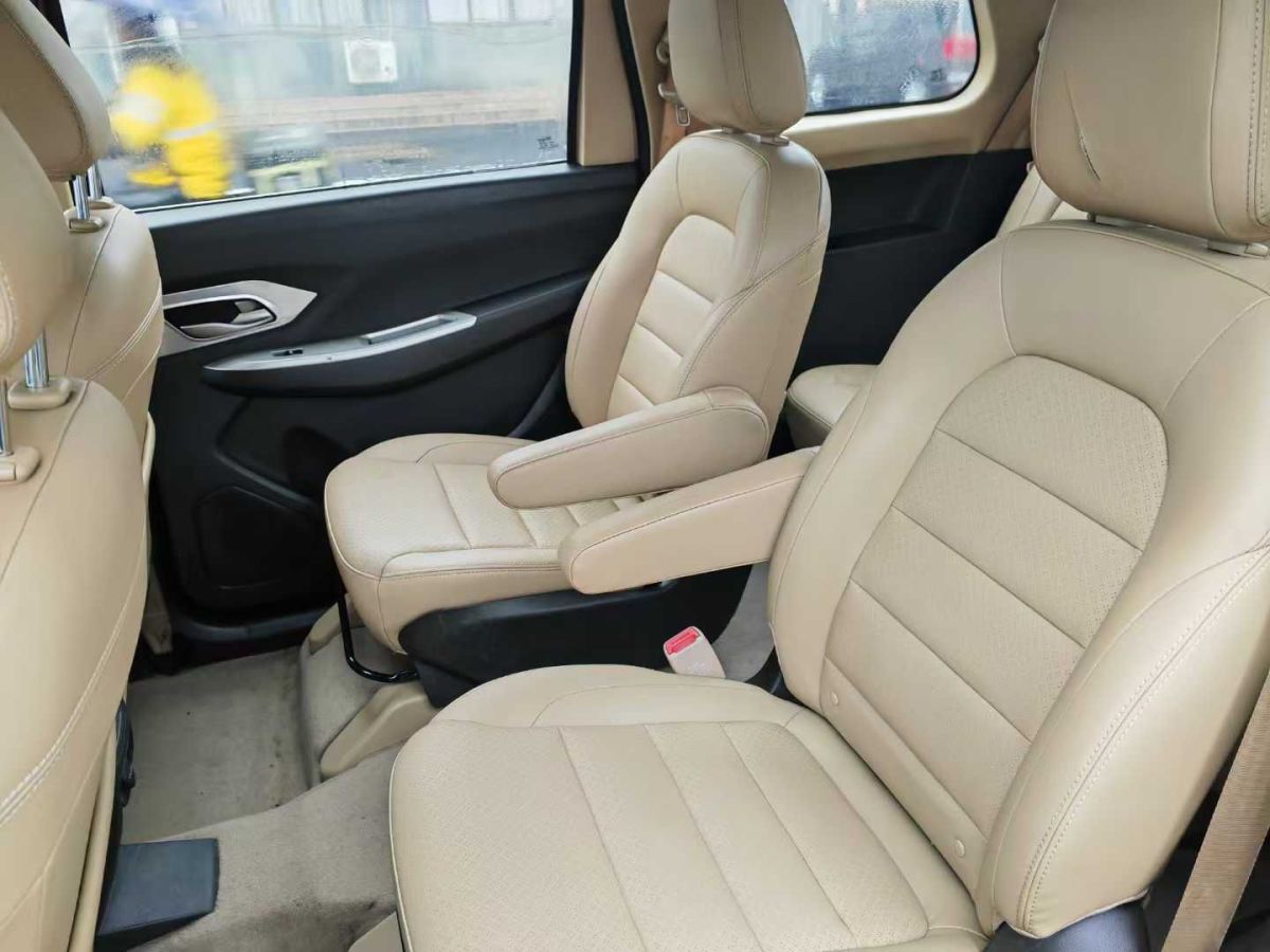 五菱 五菱宏光  2019款  1.5L S基本型國VI LAR圖片