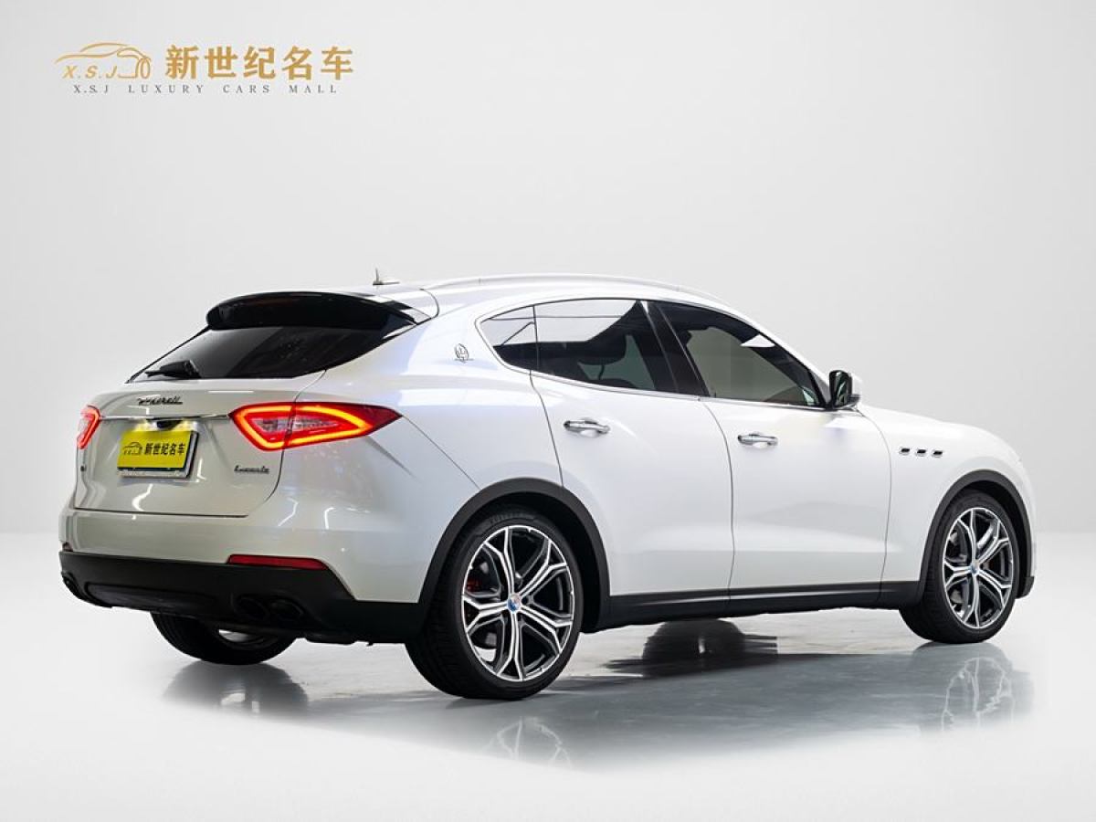 瑪莎拉蒂 Levante  2021款 3.0T 標(biāo)準(zhǔn)版圖片