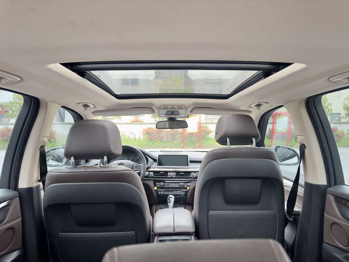 2015年5月宝马 宝马X5  2014款 xDrive35i 典雅型