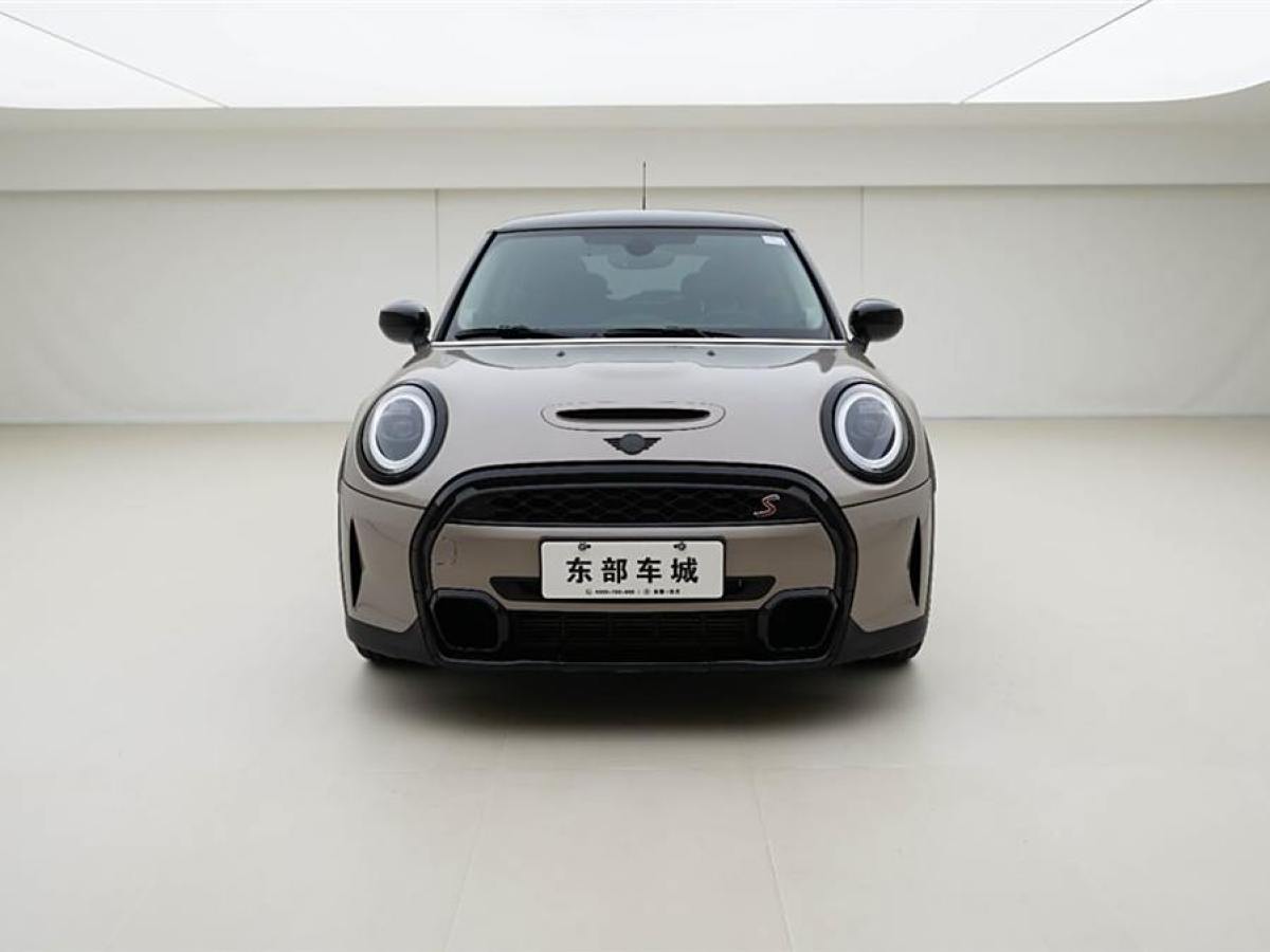 MINI MINI  2022款 改款 2.0T COOPER S 藝術(shù)家圖片