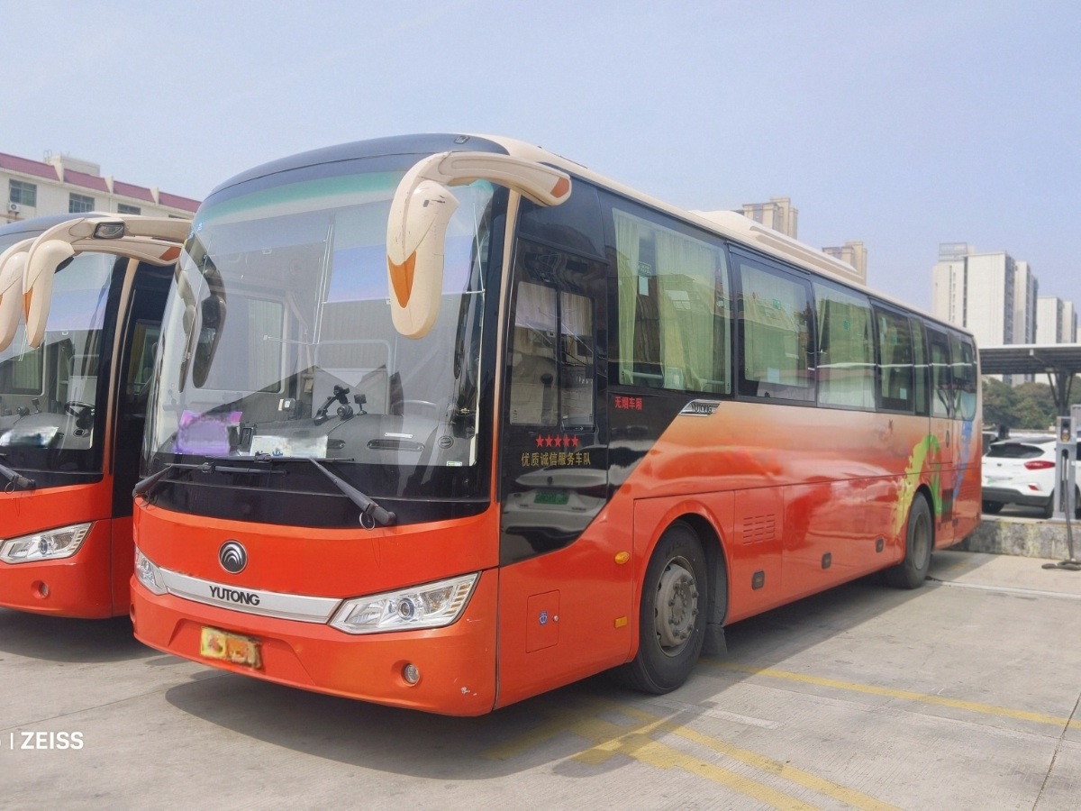 出4臺(tái)質(zhì)保8年44座宇通6115旅游電車(chē)圖片