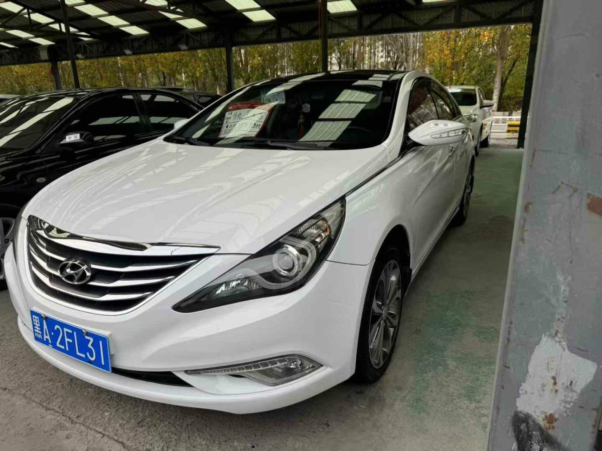 現(xiàn)代 朗動  2013款 1.6L 自動尊貴型圖片