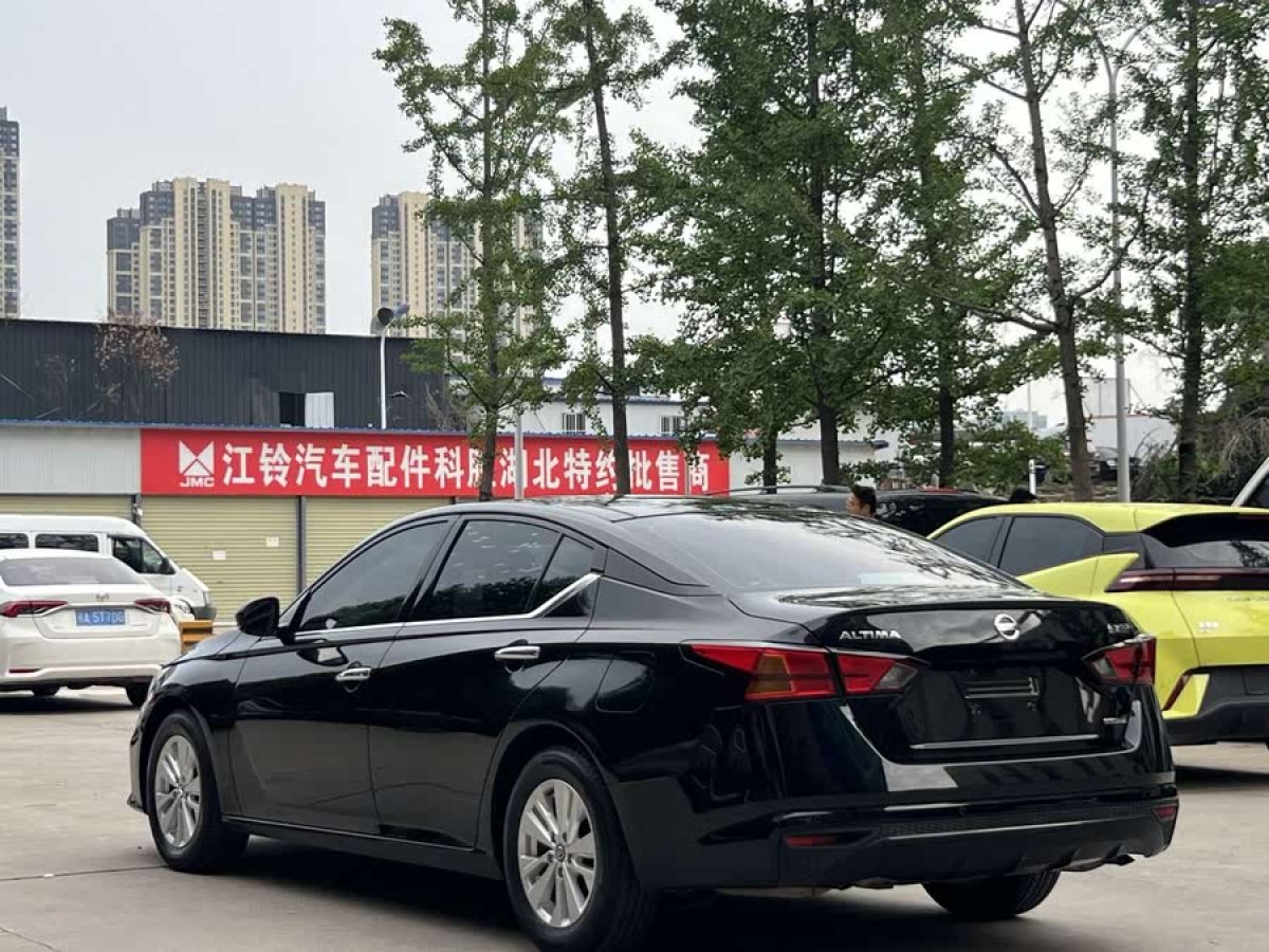 日產(chǎn) 天籟  2020款 改款 2.0L XL 舒適版圖片