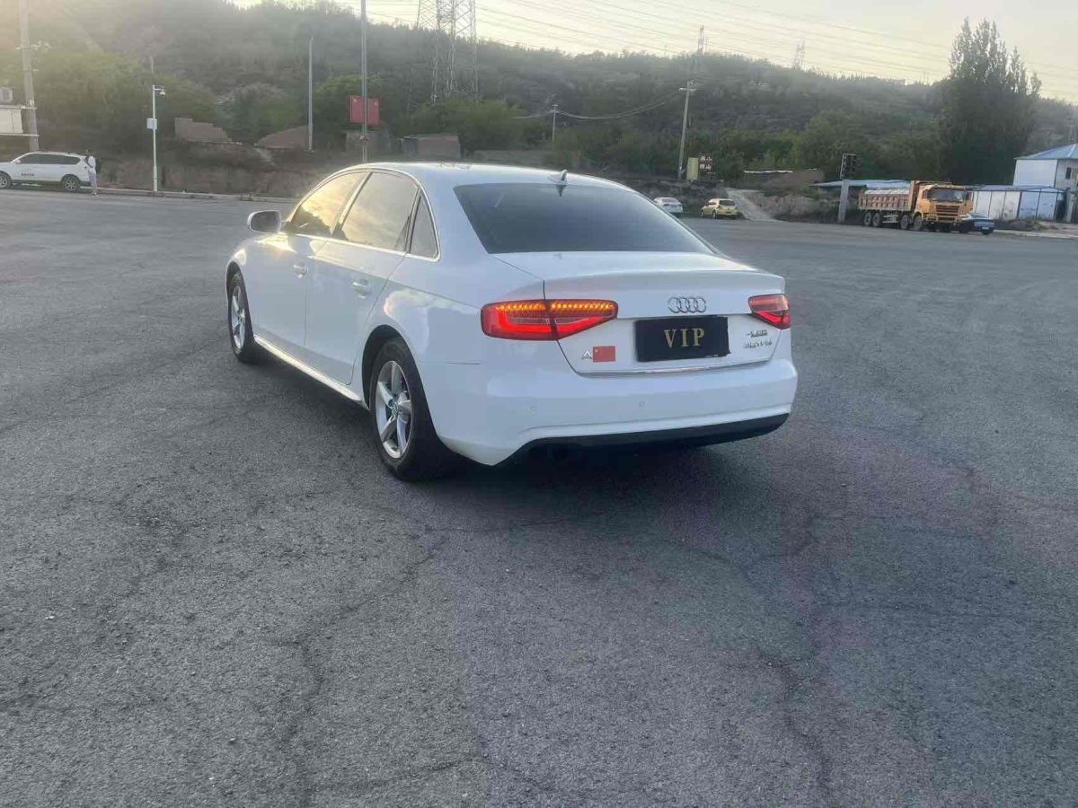 奧迪 奧迪A4L  2015款 35 TFSI 自動舒適型圖片