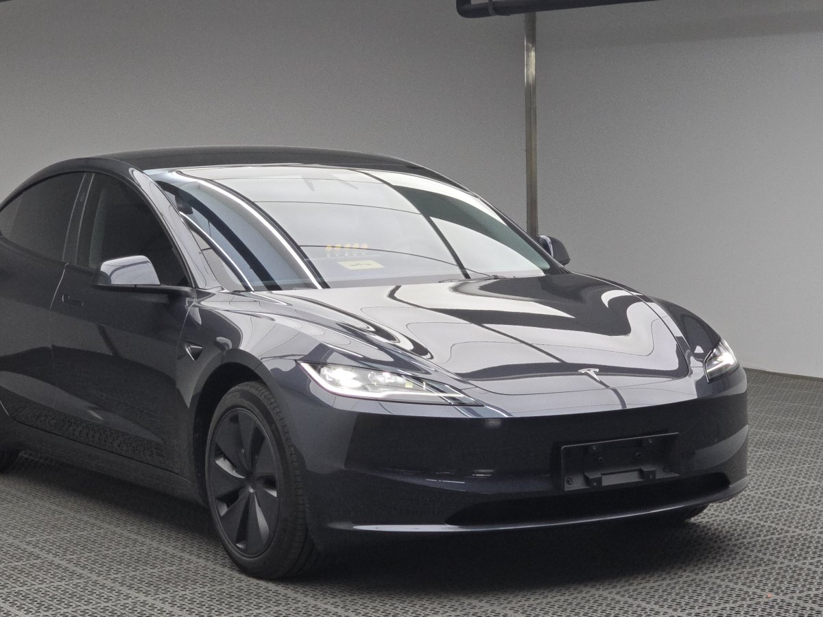 2024年6月特斯拉 Model 3  2023款 煥新版 后輪驅(qū)動(dòng)