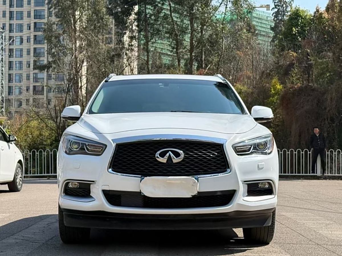 英菲尼迪 QX60  2020款 2.5 S/C Hybrid 兩驅(qū)卓越版 國VI圖片