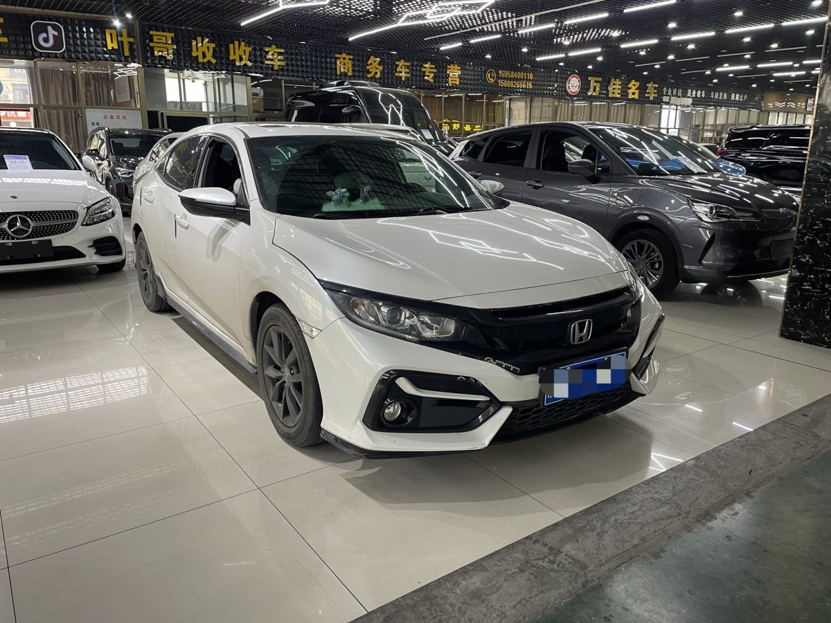 2022年6月本田 思域  2021款 HATCHBACK 220TURBO CVT新銳控