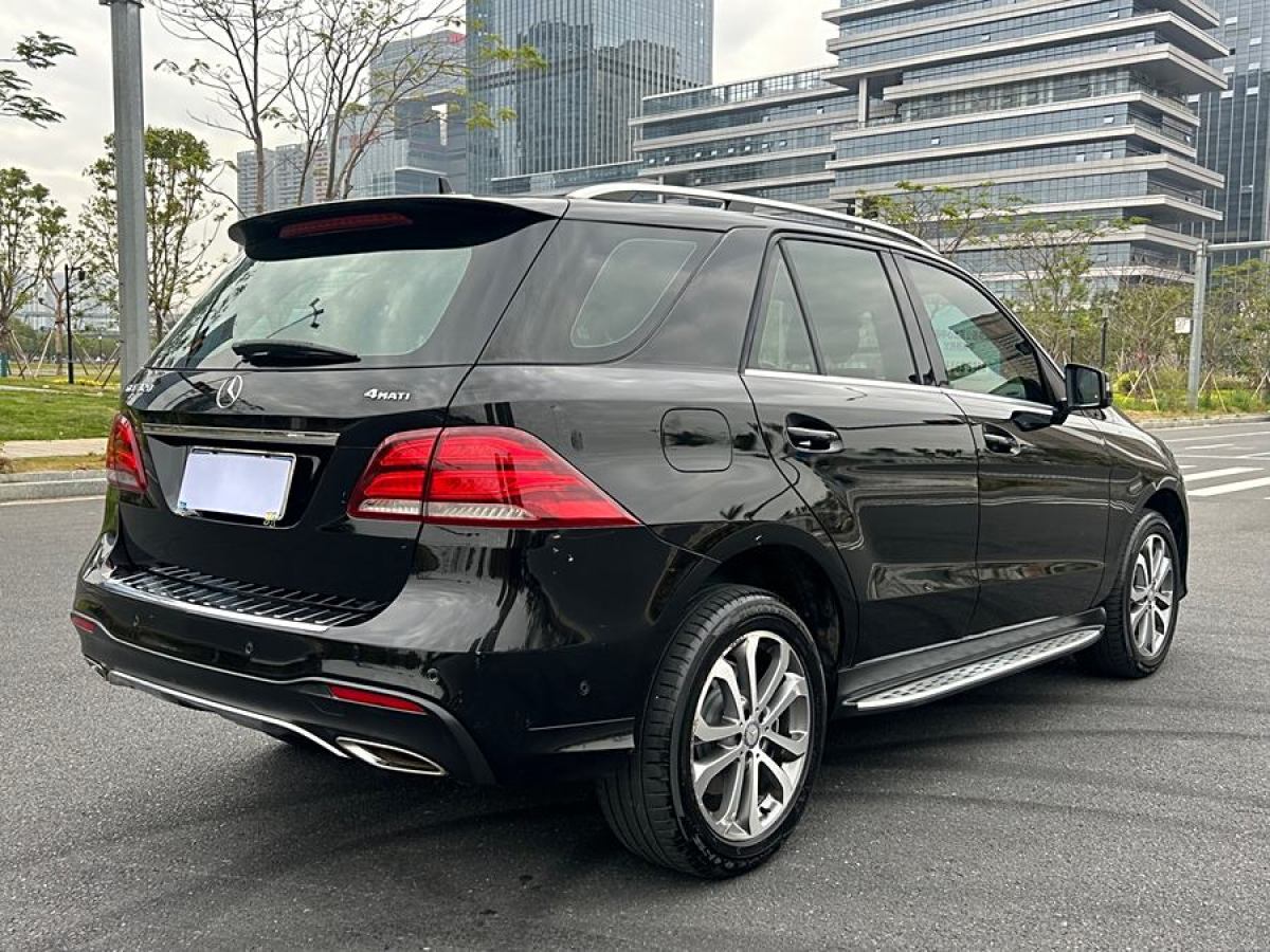 奔馳 奔馳GLE  2017款 GLE 320 4MATIC 豪華型圖片